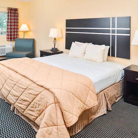 Soudersburg Inn & Suites Lancaster Ronks Exterior foto